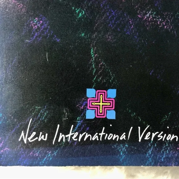 THE STUDENT BIBLE PAPERBACK NEW INTERNATIONAL VERSION - Picture 3 of 10